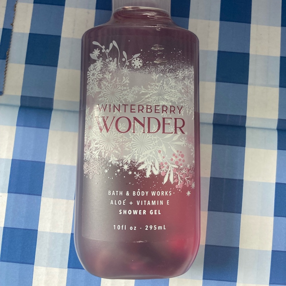 Winterberry Wonder shower gel